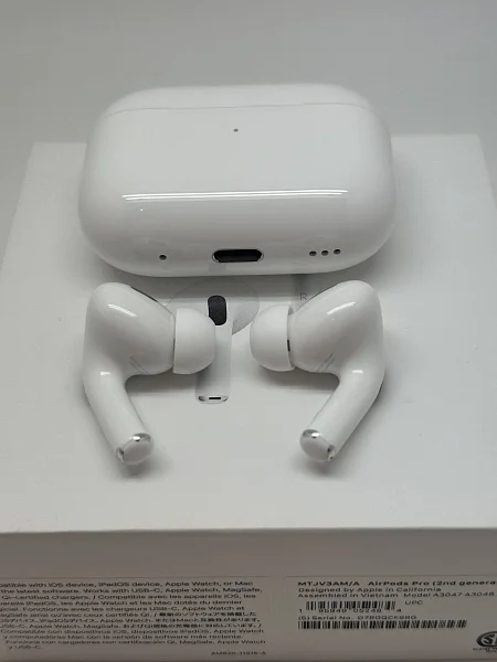 Беспроводные наушники Apple AirPods Pro (2nd gen) MagSafe Case USB-C White (Белый) MTJV3