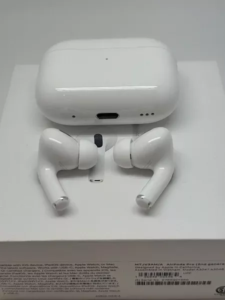 Беспроводные наушники Apple AirPods Pro (2nd gen) MagSafe Case USB-C White (Белый) MTJV3