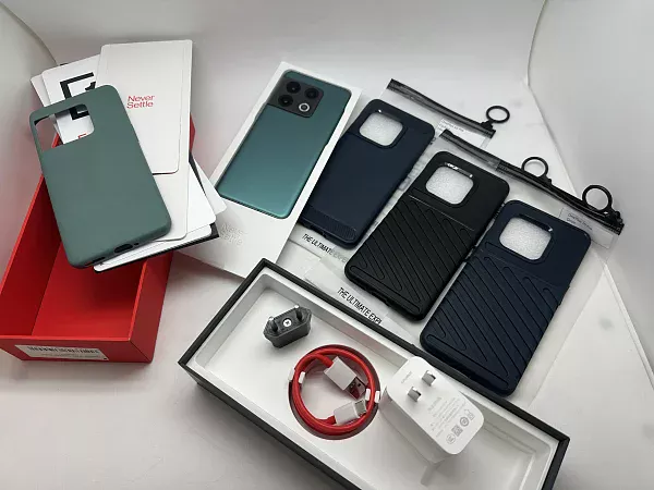 OnePlus 10 Pro 12/256Gb Emerald Green (CN) (Зеленый) 2Sim