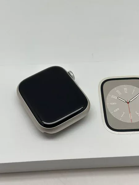 Apple Watch Series 8 GPS 45mm Aluminium Case with Starlight Sport Band M/L (MNUQ3)