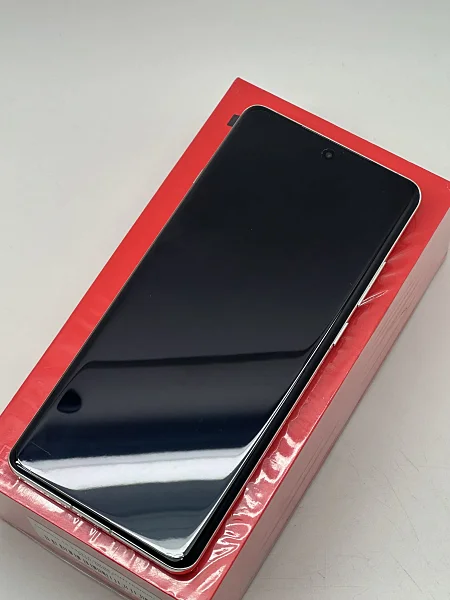 OnePlus 12 24/1Tb White (CN) (Белый) 2Sim