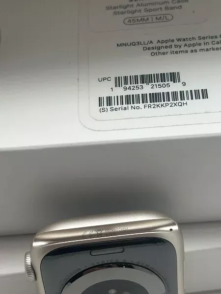 Apple Watch Series 8 GPS 45mm Aluminium Case with Starlight Sport Band M/L (MNUQ3)