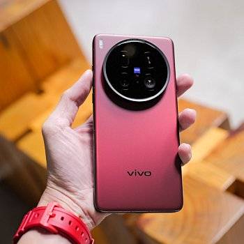 Флагман Vivo получит ультрамощную камеру Sony (слух)