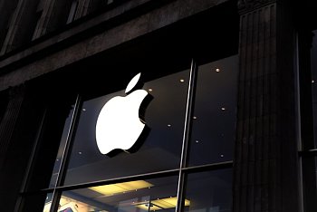 Складной iPhone, вероятно, получит только экраны Samsung