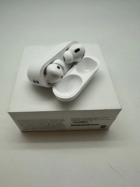Беспроводные наушники Apple AirPods Pro (2nd gen) MagSafe Case USB-C White (Белый) MTJV3