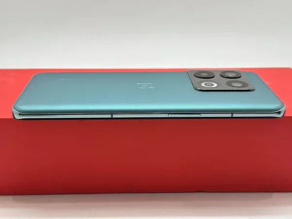 OnePlus 10 Pro 12/256Gb Emerald Green (CN) (Зеленый) 2Sim