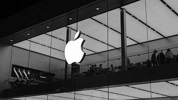 Складной iPhone становится чуть-чуть ближе (слух)