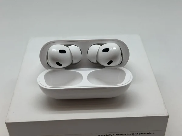Беспроводные наушники Apple AirPods Pro (2nd gen) MagSafe Case USB-C White (Белый) MTJV3