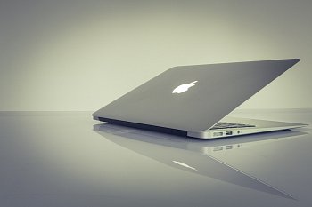 Ноутбук MacBook Air с дисплеем OLED выйдет в 2028 году (прогноз)