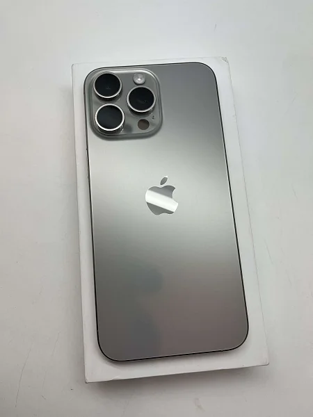 Apple iPhone 15 Pro Max 256ГБ Natural Titanium (Титан)  Sim+eSim