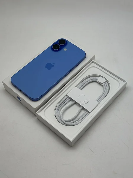 Apple iPhone 16 128ГБ Ultramarine (Синий) Sim+eSim