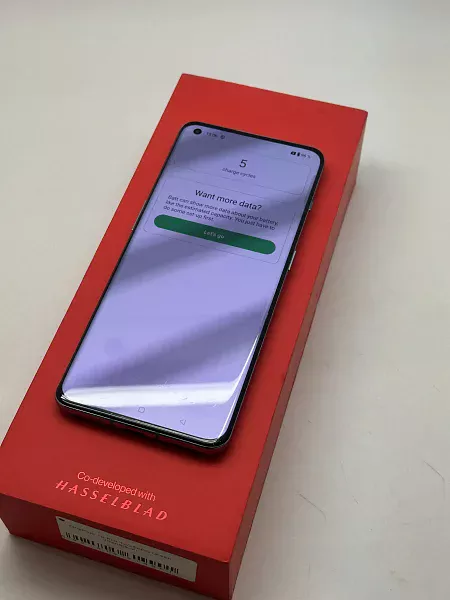 OnePlus 10 Pro 12/256Gb Emerald Green (CN) (Зеленый) 2Sim