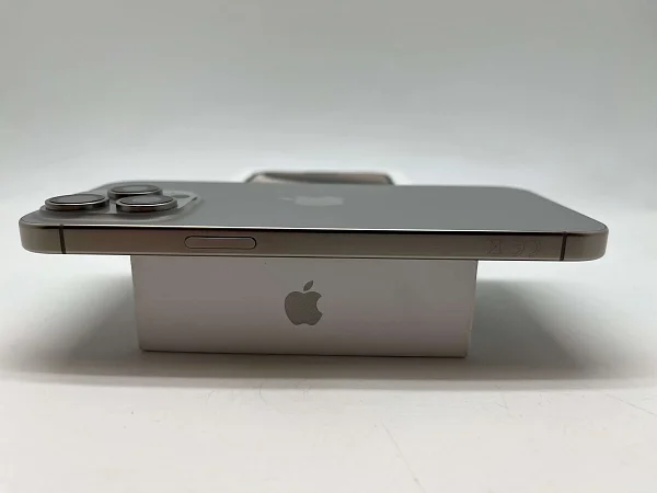 Apple iPhone 15 Pro Max 256ГБ Natural Titanium (Титан)  Sim+eSim
